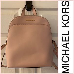 🌸 MICHAEL KORS BACKPACK 🌸